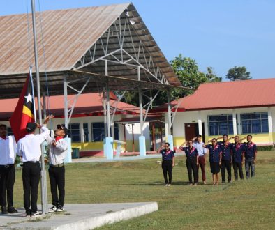 Responsavél Hasa’e Bandeira husi Eskola Superiro Enjeñaria Semana Dahuluk Fulan Setembru