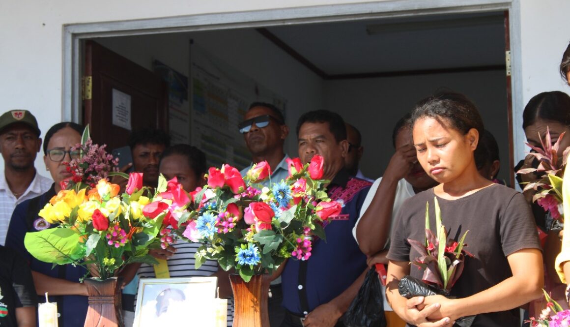 𝐅𝐀𝐌Í𝐋𝐈𝐀 𝐈𝐏𝐁 𝐏𝐑𝐄𝐒𝐓𝐀 𝐎𝐌𝐄𝐍𝐀𝐉𝐄𝐍 𝐈𝐊𝐔𝐒 𝐁𝐀 𝐌𝐀𝐓𝐄𝐁𝐈𝐀𝐍 𝐃𝐄𝐎𝐍𝐄𝐆𝐀 𝐍𝐔𝐍𝐄𝐒 𝐇𝐎 𝐌𝐀𝐓𝐀𝐖𝐄𝐍